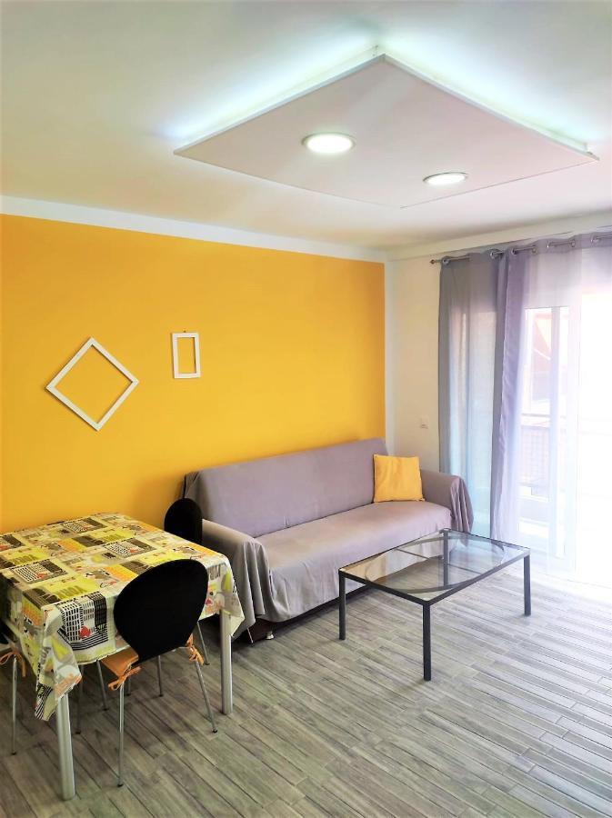 Cris Sol Apartments Los Cristianos  Exterior foto